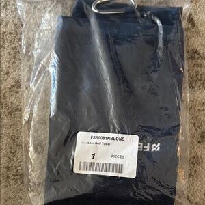 Navy Scrubber Golf Towel with Metal Ring
